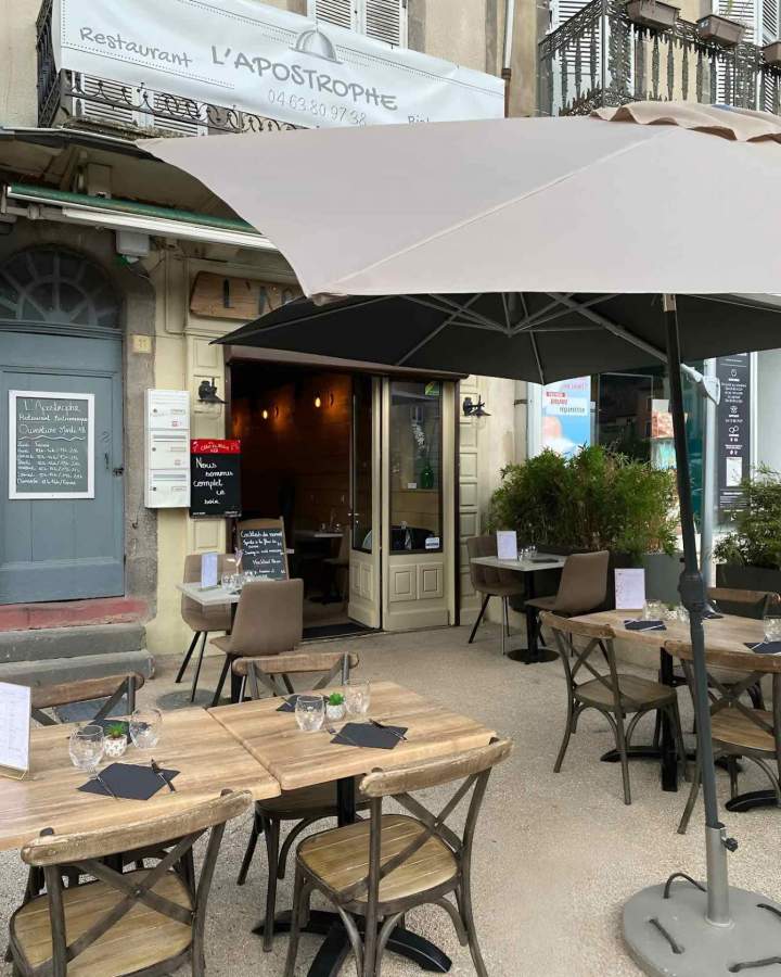 Coin repas en extérieur Champeix